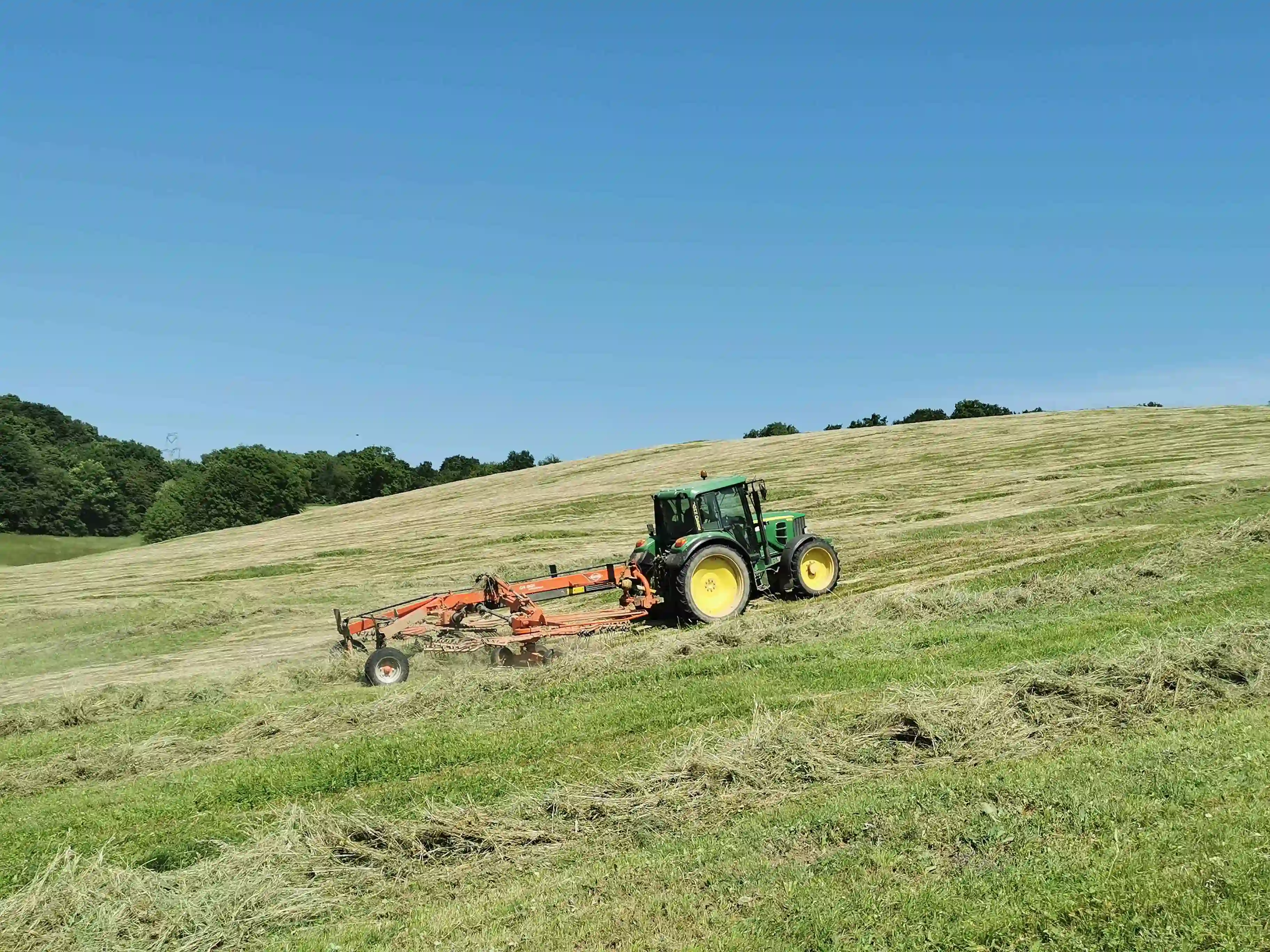 Moderná poľnohospodárska technika